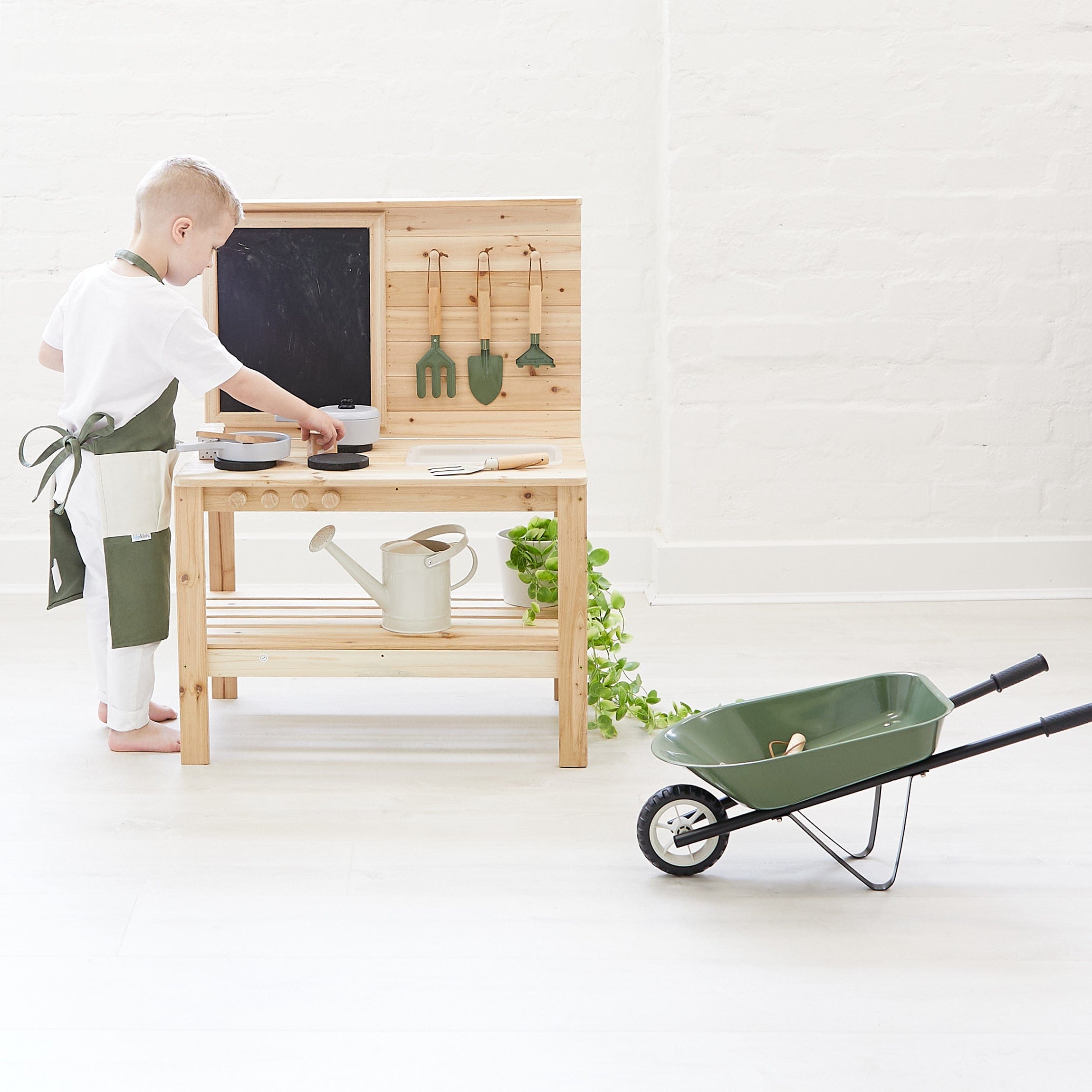 Kids Steel Toy Wheelbarrow 31 Kids Steel Toy Wheelbarrow