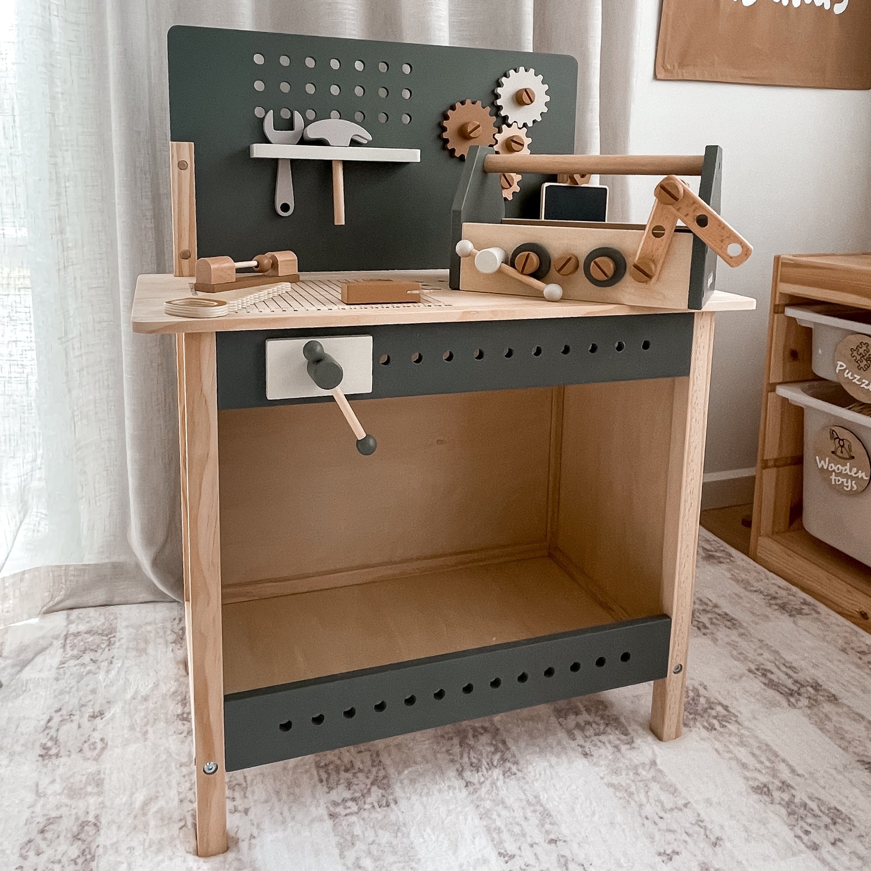 AXEL Tool Workbench & Tool Box with Tool Set