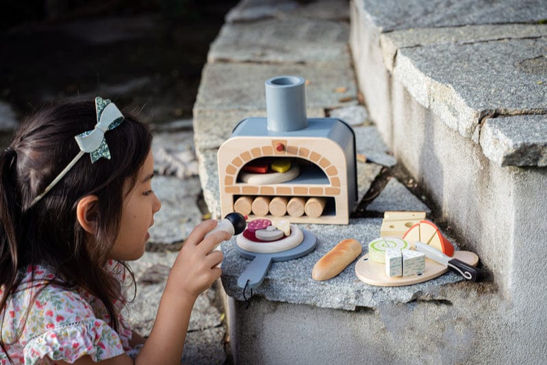 Tender Leaf Toys Make Me a Pizza Set 7 Tender Leaf Toys Make Me a Pizza Set