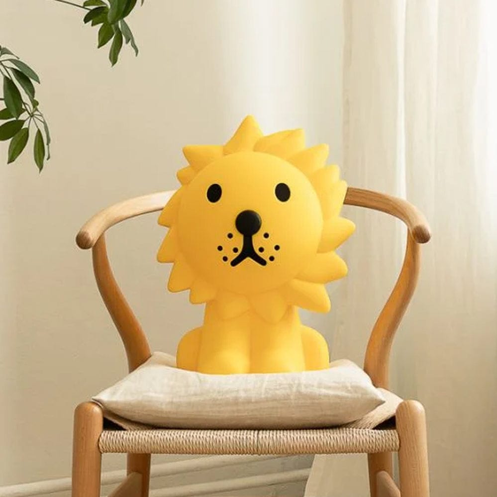 Mr Maria Lion First Light - Dimmable LED Lamp 8 Mr Maria Lion First Light - Dimmable LED Lamp