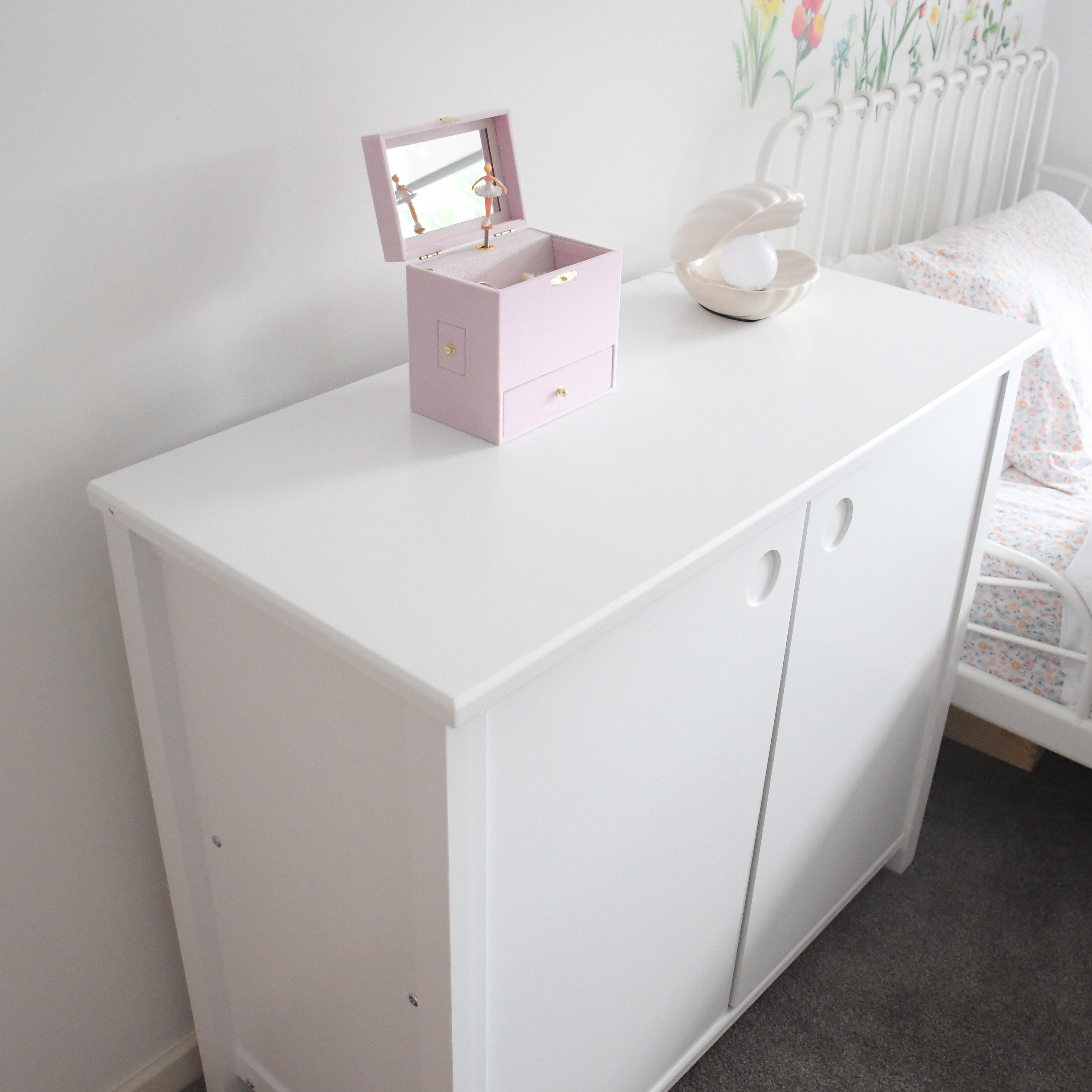 LAYLA Storage Unit 9 LAYLA Storage Unit