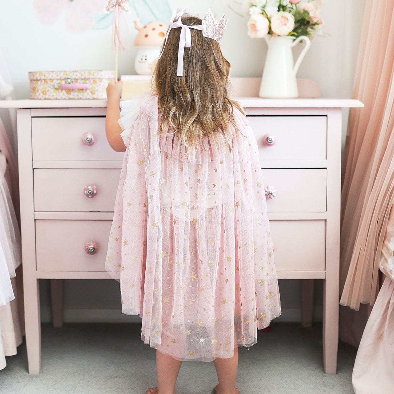 Alimrose Tulle Star Cape