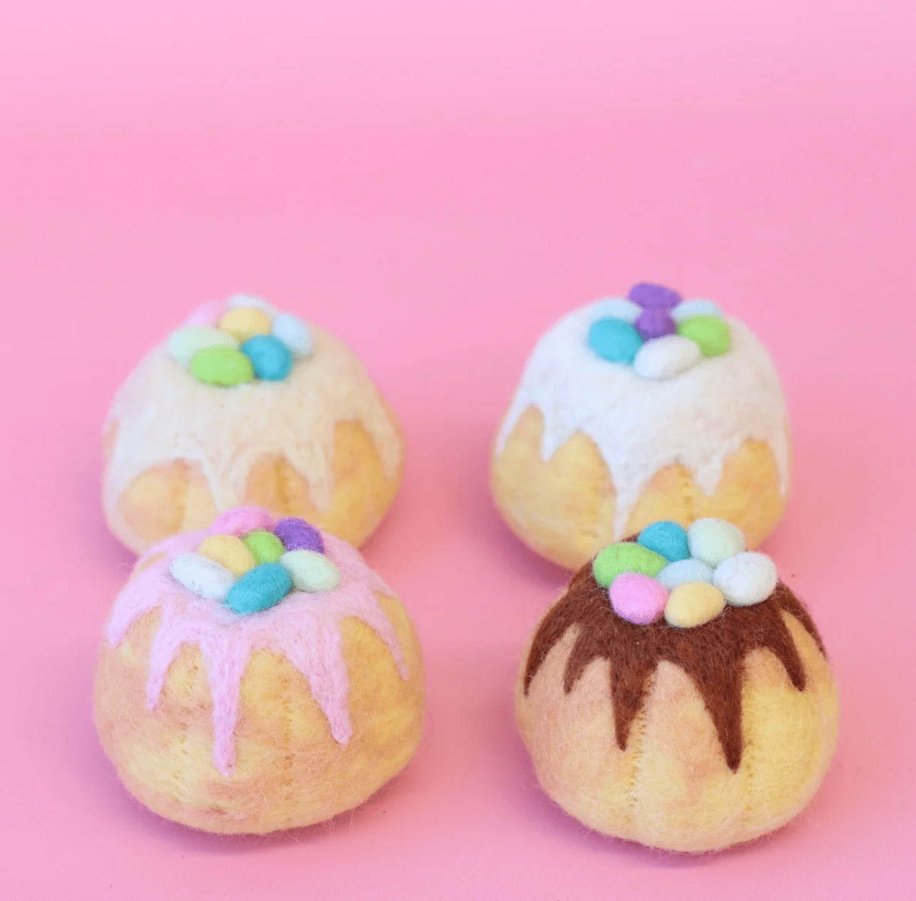 Juni Moon Easter Egg Sponge Cakes 3 Juni Moon Easter Egg Sponge Cakes