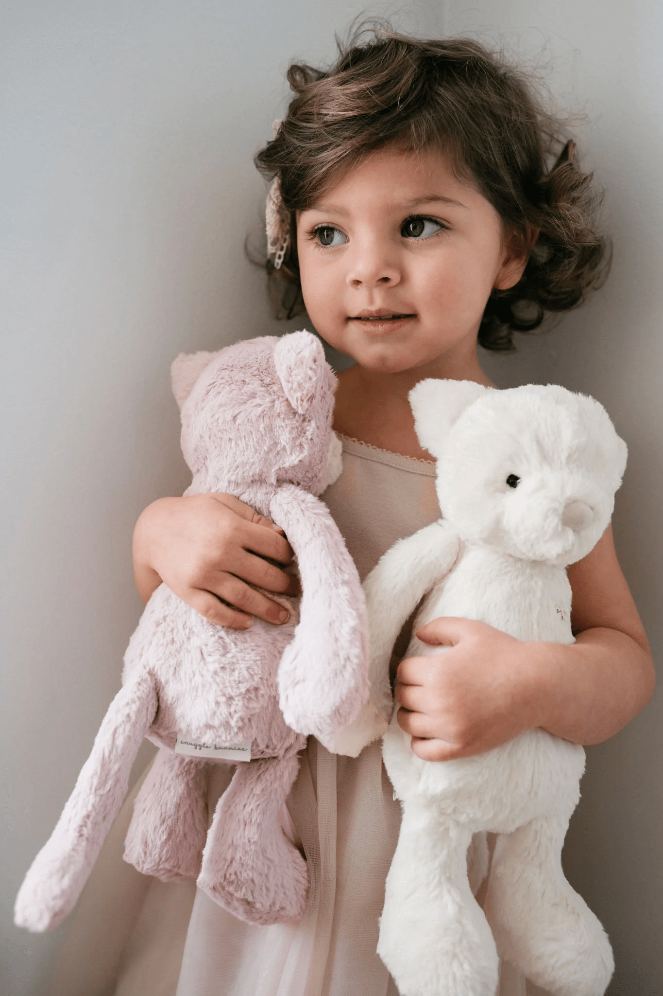 Snuggle Bunnies - Elsie the Kitty - Marshmallow 20cm 3 Snuggle Bunnies - Elsie the Kitty - Marshmallow 20cm
