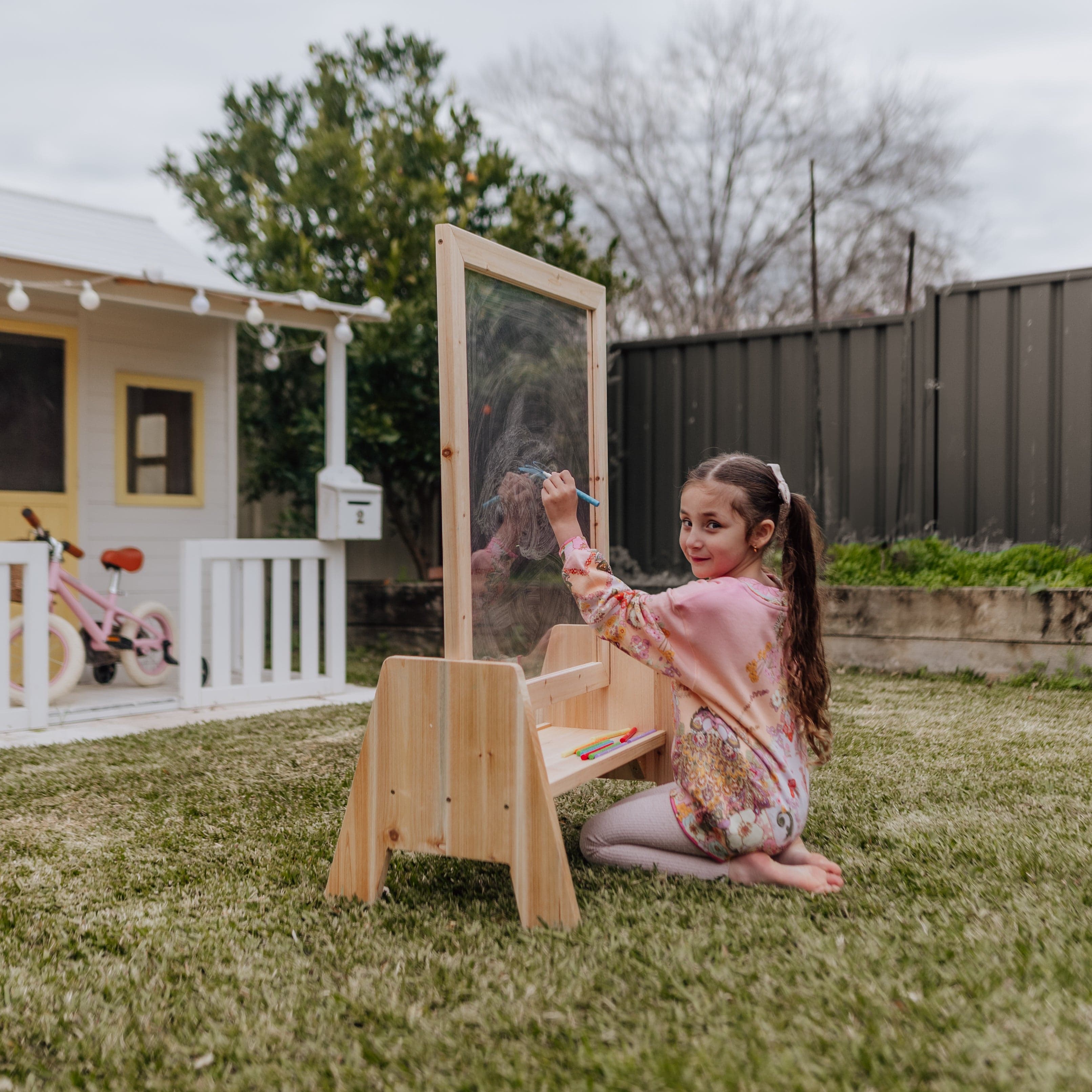 Toddler Perspex Easel 4 Toddler Perspex Easel